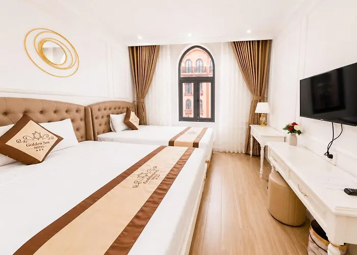 Khach San Golden Sea 3*